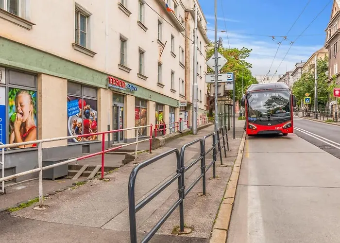 Апартаменти Art-inspired, Designer